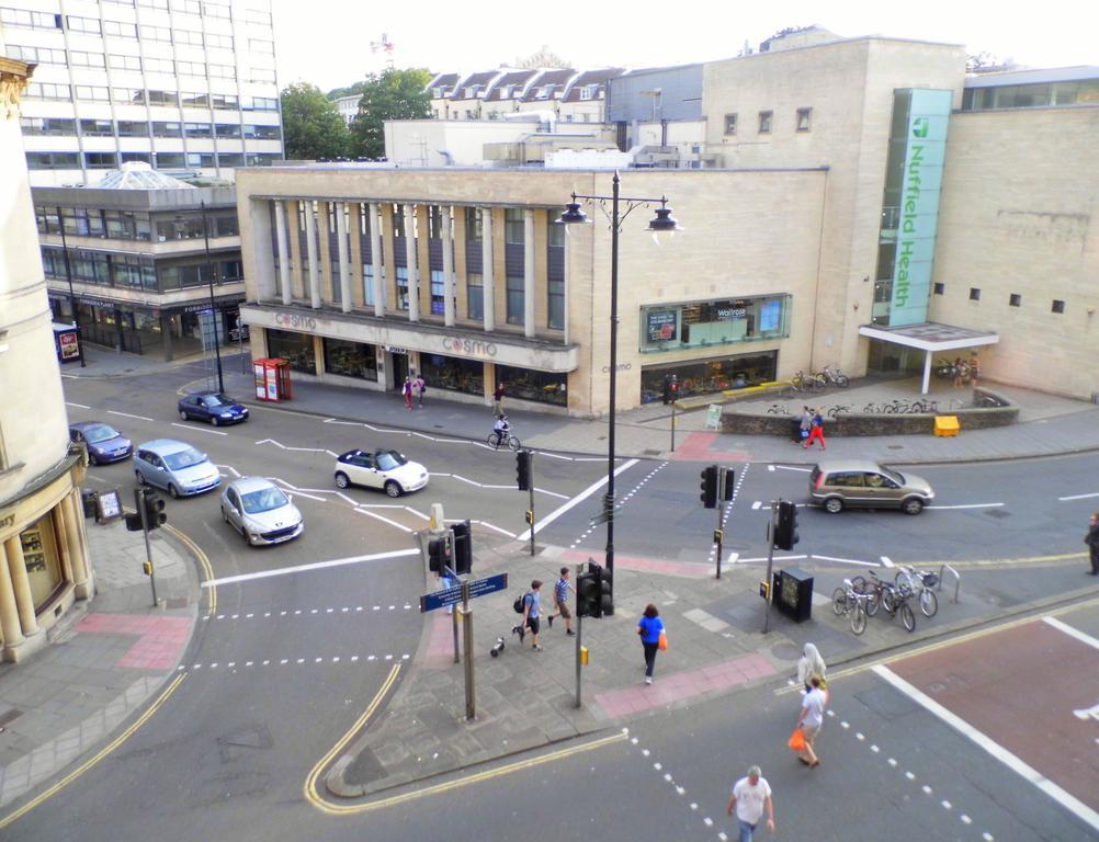 The Queens Hostel Bristol Ruang foto