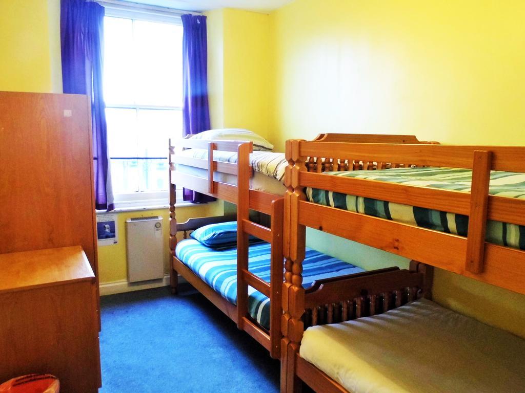 The Queens Hostel Bristol Bagian luar foto