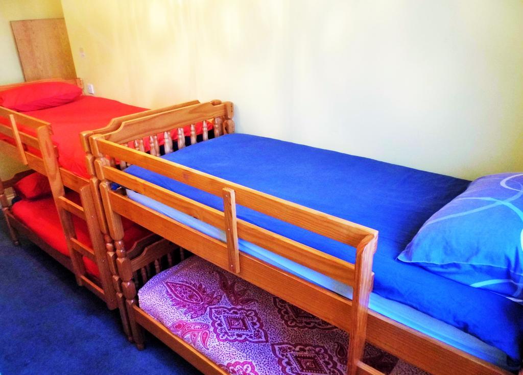 The Queens Hostel Bristol Bagian luar foto